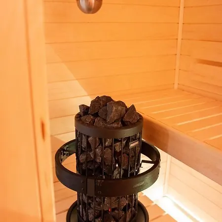 Sauna Near Centre/airport Apartment
